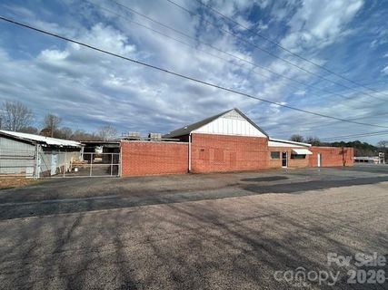 203 E 29th Street