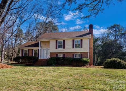 3000 Windrow Lane sold home in Windrow Estates, Matthews, NC