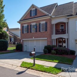 11724 Easthampton Circle
