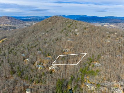 40 Cedar Drive active home in High Vista, Mills River, NC