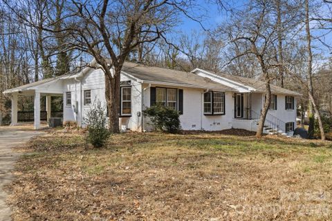 Homes in Ravenwood, Charlotte