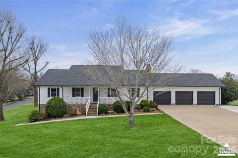 103 Starmount Drive active home in Woodbridge, Kings Mountain, NC