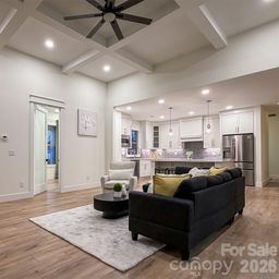1322 Kensington Circle
