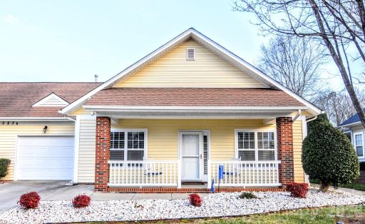2323 Granville Place sold home in Village Of Woodridge, Monroe, NC
