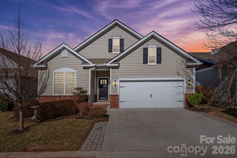 16 Regent Heights Road pending home in The Views At Rose Hill, Leicester, NC
