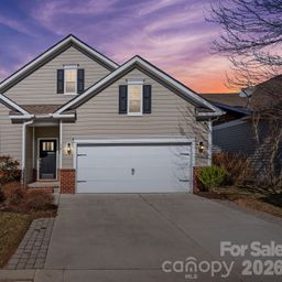 16 Regent Heights Road