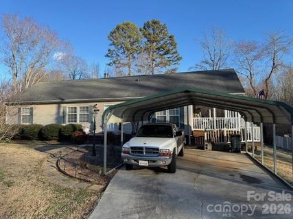 141 Buckwheat Drive sold home in Oak Creek, Statesville, NC