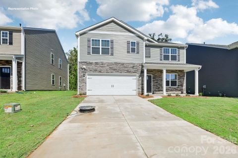 400 Dazzle Loop pending home in The Falls At Newton, Newton, NC