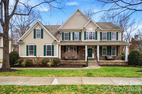 8205 Sturminster Drive sold home in Quellin, Waxhaw, NC