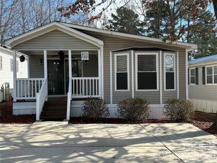 129 Club House Drive pending home in Badin Shores Resort, New London, NC