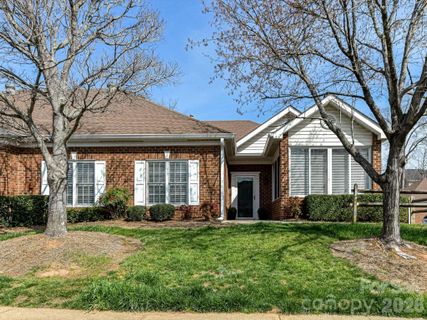 8568 Windsor Ridge Drive sold home in Windsor Oaks, Charlotte, NC