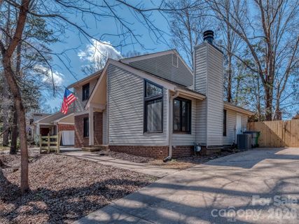 7000 Valley Haven Drive