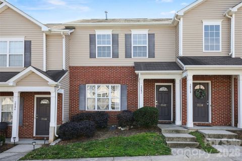 3542 Calpella Court pending home in Mill Creek, Charlotte, NC