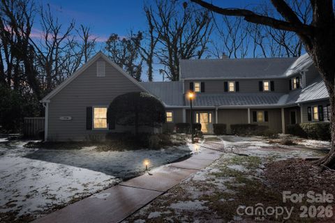 Homes in Selwyn Farms, Charlotte