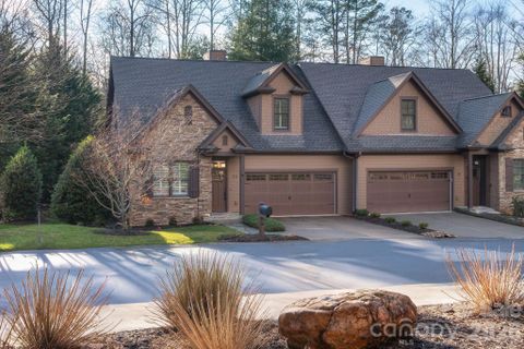 28 Meadow Village Lane sold home in Village Park, Asheville, NC