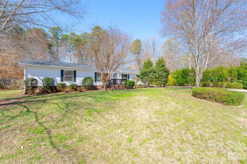 188 Crystal Bay Drive sold home in Windward Pointe, Mooresville, NC