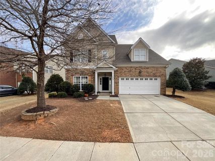 2005 Blue Iris Drive sold home in Fairhaven, Matthews, NC