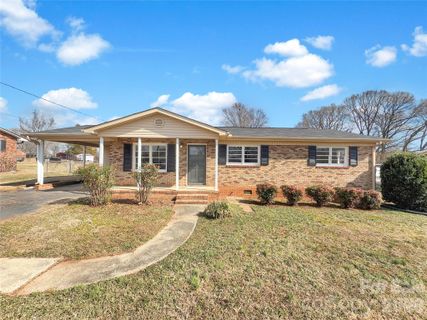 138 Victoria Drive sold home in Iredell Heights, Statesville, NC