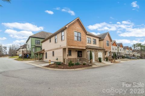 49 Jeff Drive pending home in Amber Sunset, Asheville, NC