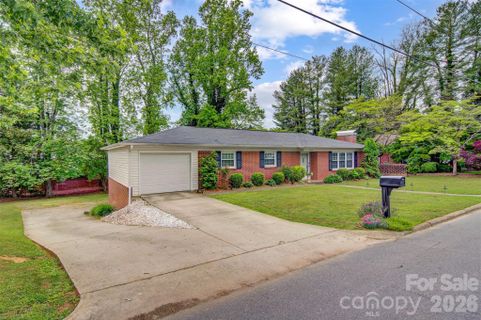 1019 Pennton Avenue sold home in Kentwood Park, Lenoir, NC