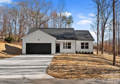 1909 Rucker Road sold home in Rucker Downs, Shelby, NC