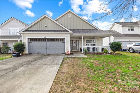 6406 Castlewynd Court sold home in Springhurst At Hickory Grove, Charlotte, NC