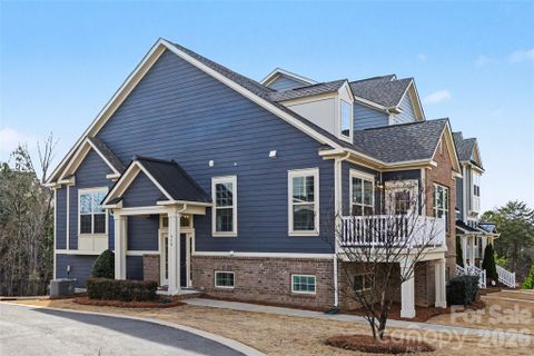 814 Ruckers Court sold home in Cameron Creek, Tega Cay, SC