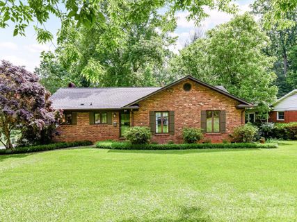 2401 Wensley Drive active home in Montclaire, Charlotte, NC