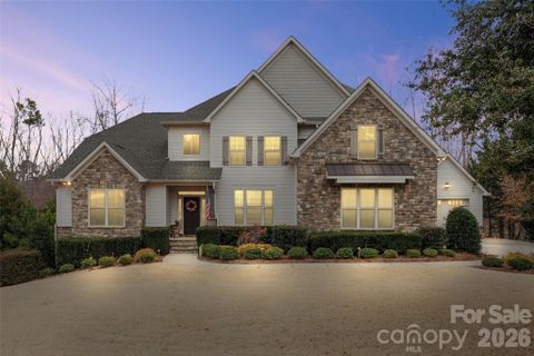 741 Fawns Glen Place sold home in Heron Cove, Clover, SC