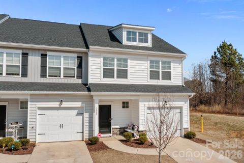 3808 Yorkshire Place sold home in The Townes At Sherrills Ford, Terrell, NC