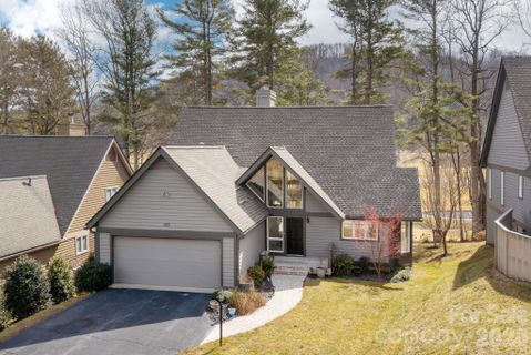 155 Winding Meadows Drive active home in Kenmure, Flat Rock, NC