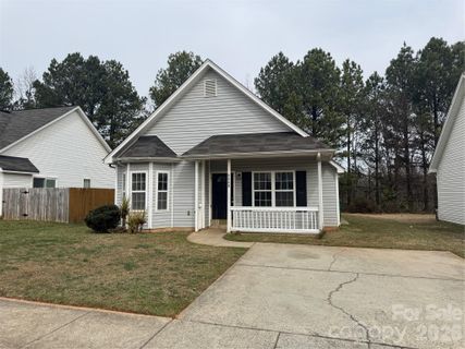 6648 Hampton Way Drive pending home in The Hamptons, Charlotte, NC