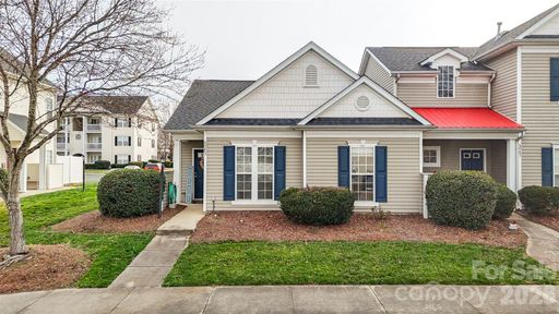 4063 Center Place Drive pending home in Harrisburg Town Center, Harrisburg, NC