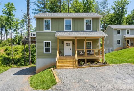 Homes in Cascade Ridge, Fairview