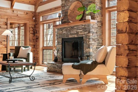 219 Woodlyn Etch Drive sold home in Woodlyn Echoes, Hendersonville, NC