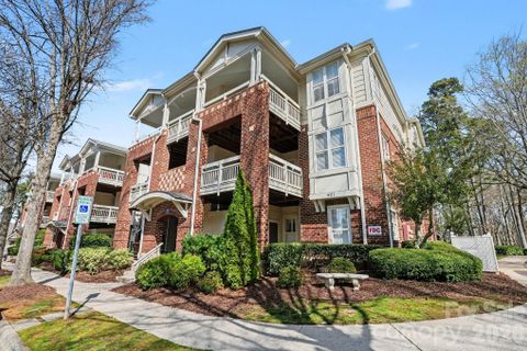 921 Northeast Drive