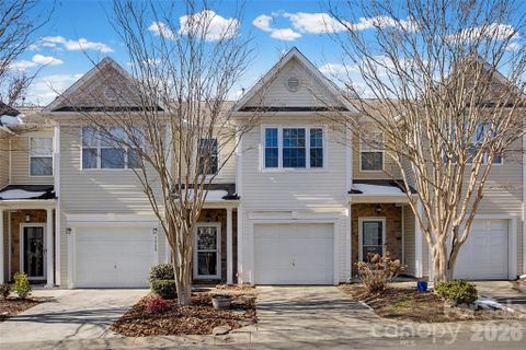 1506 Royal Auburn Avenue