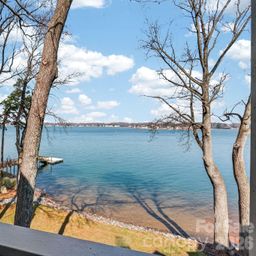 345 Northwest Drive