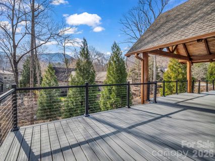 134 Chapel Point Road sold home in Firefly Cove, Lake Lure, NC