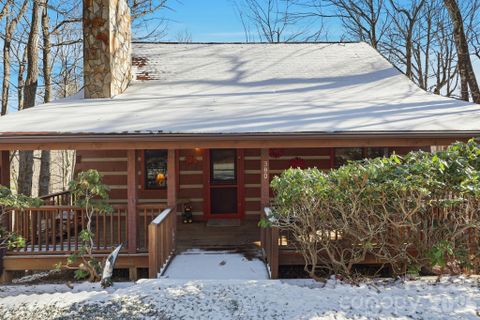 380 Devils Lake Drive sold home in The Lakes Community, Seven Devils, NC