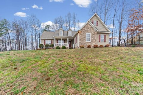 Homes in Deer Crossing, Statesville