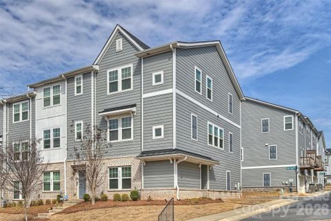 2410 Arbor Loop Drive
