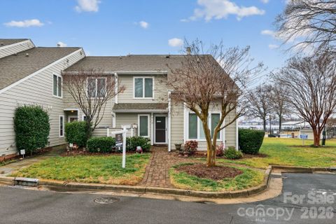 7413 Mariner Cove Drive