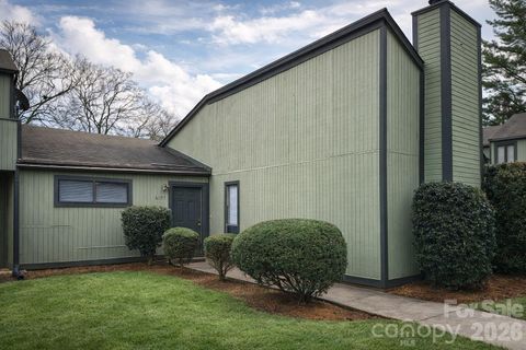 6107 Bent Tree Court active home in Four Seasons, Charlotte, NC
