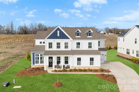 256 Lanyard Lane
