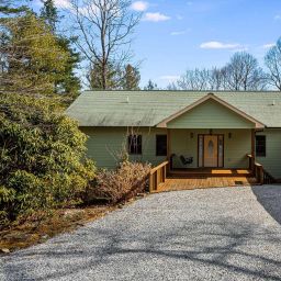 20 Stony Crest Drive