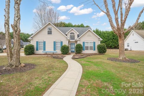 14305 Old Dobbin Drive sold home in Covington, Huntersville, NC