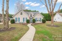 14305 Old Dobbin Drive sold home in Huntersville, SC