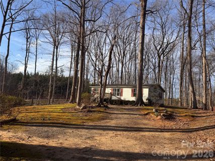121 Shady Lane