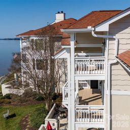 17925 Kings Point Drive